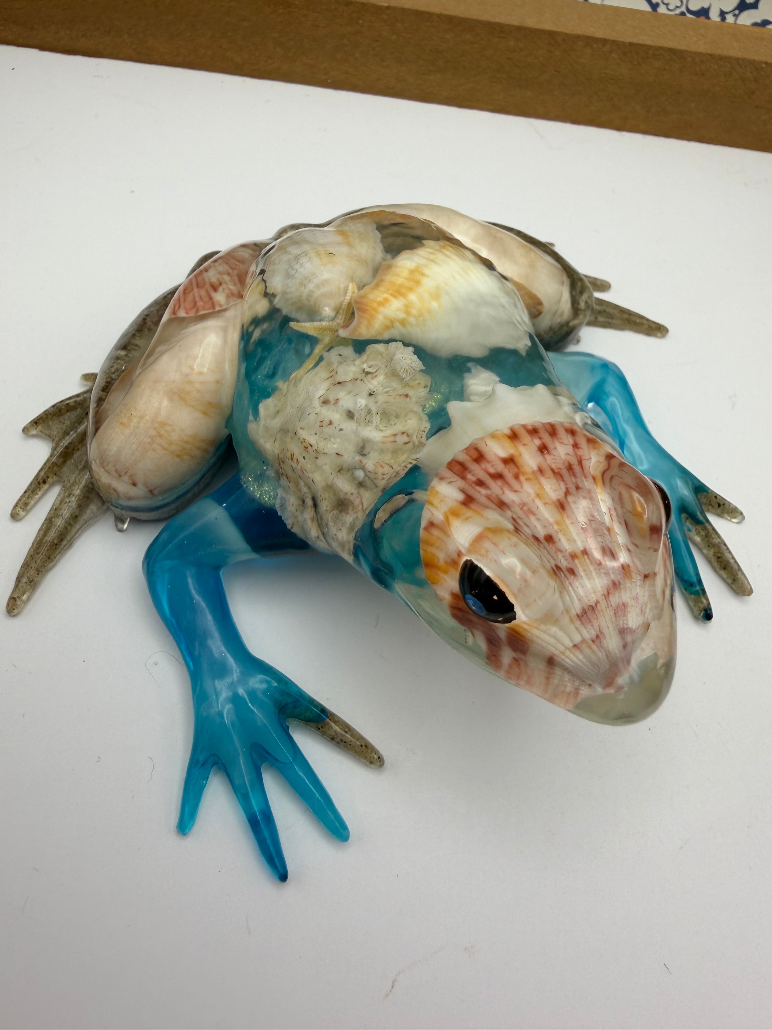 Sandy Beach Resin Frog