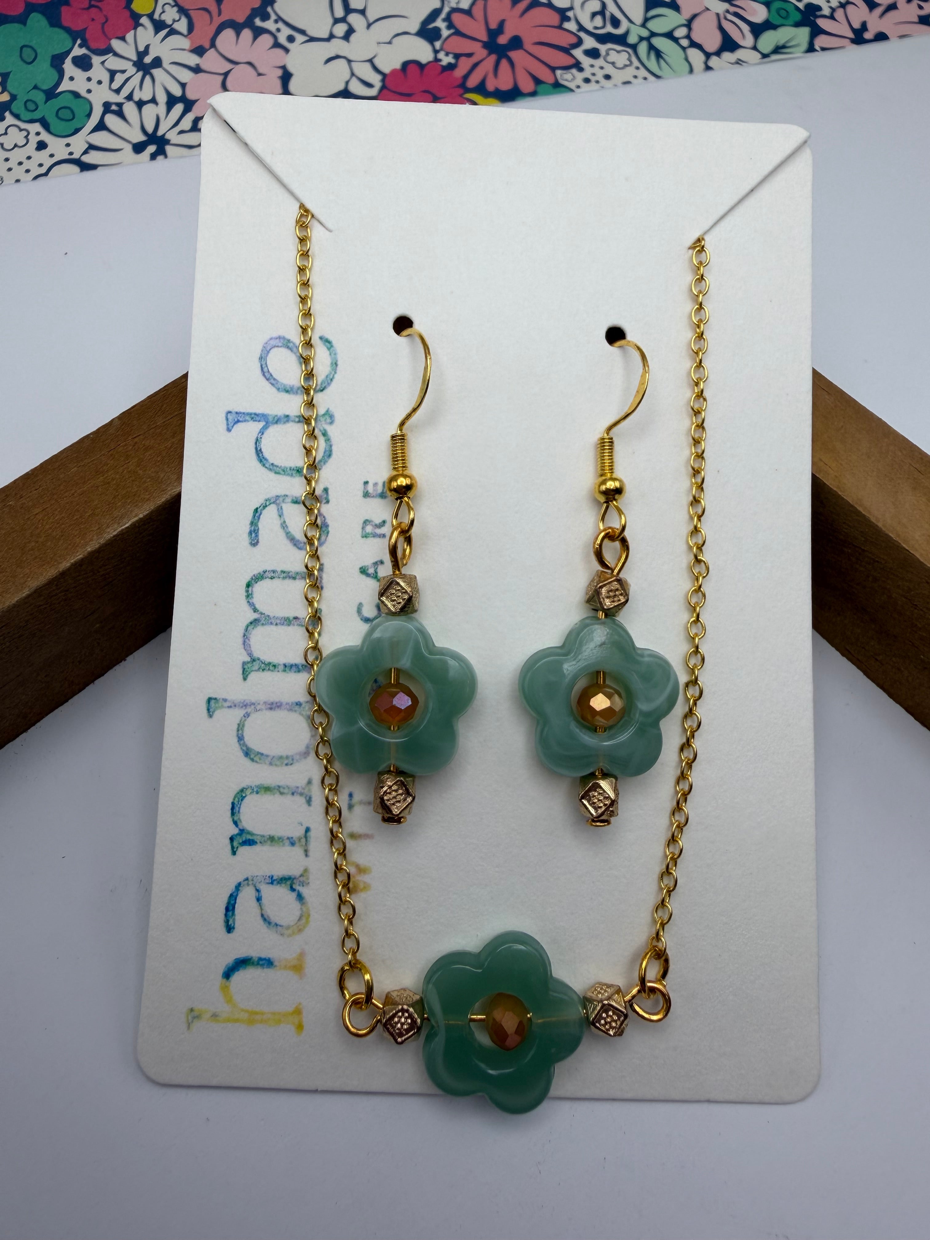 Green and Gold Flower Necklace and Earring Set