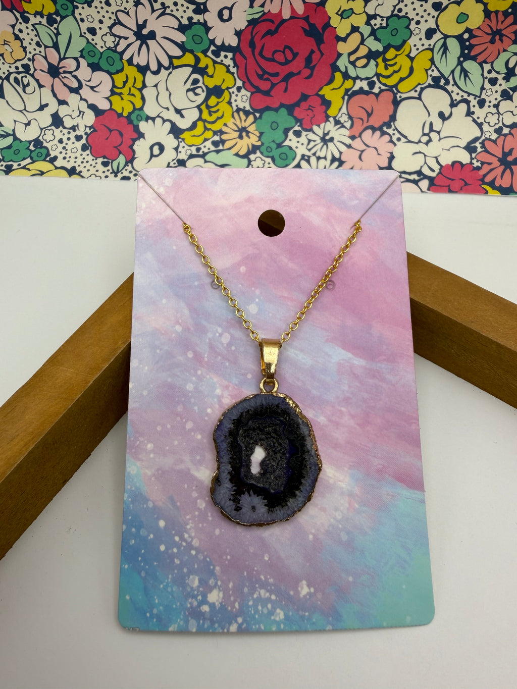 Purple Stone Pendant Necklace