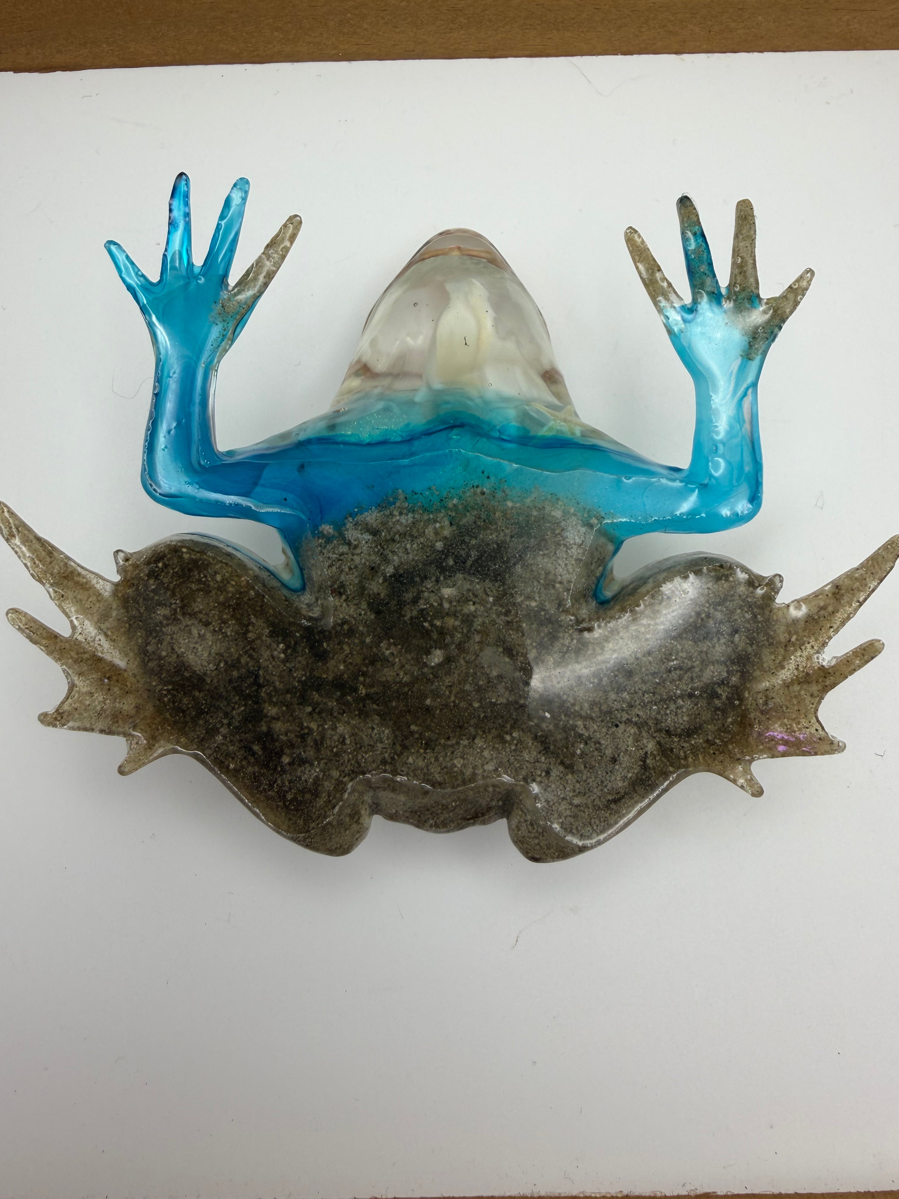Sandy Beach Resin Frog