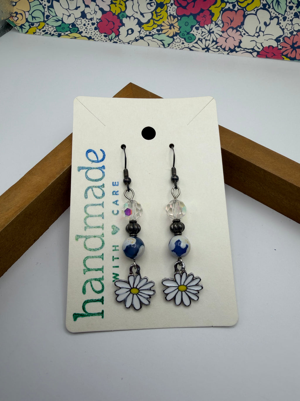 Daisy Beaded Earrings