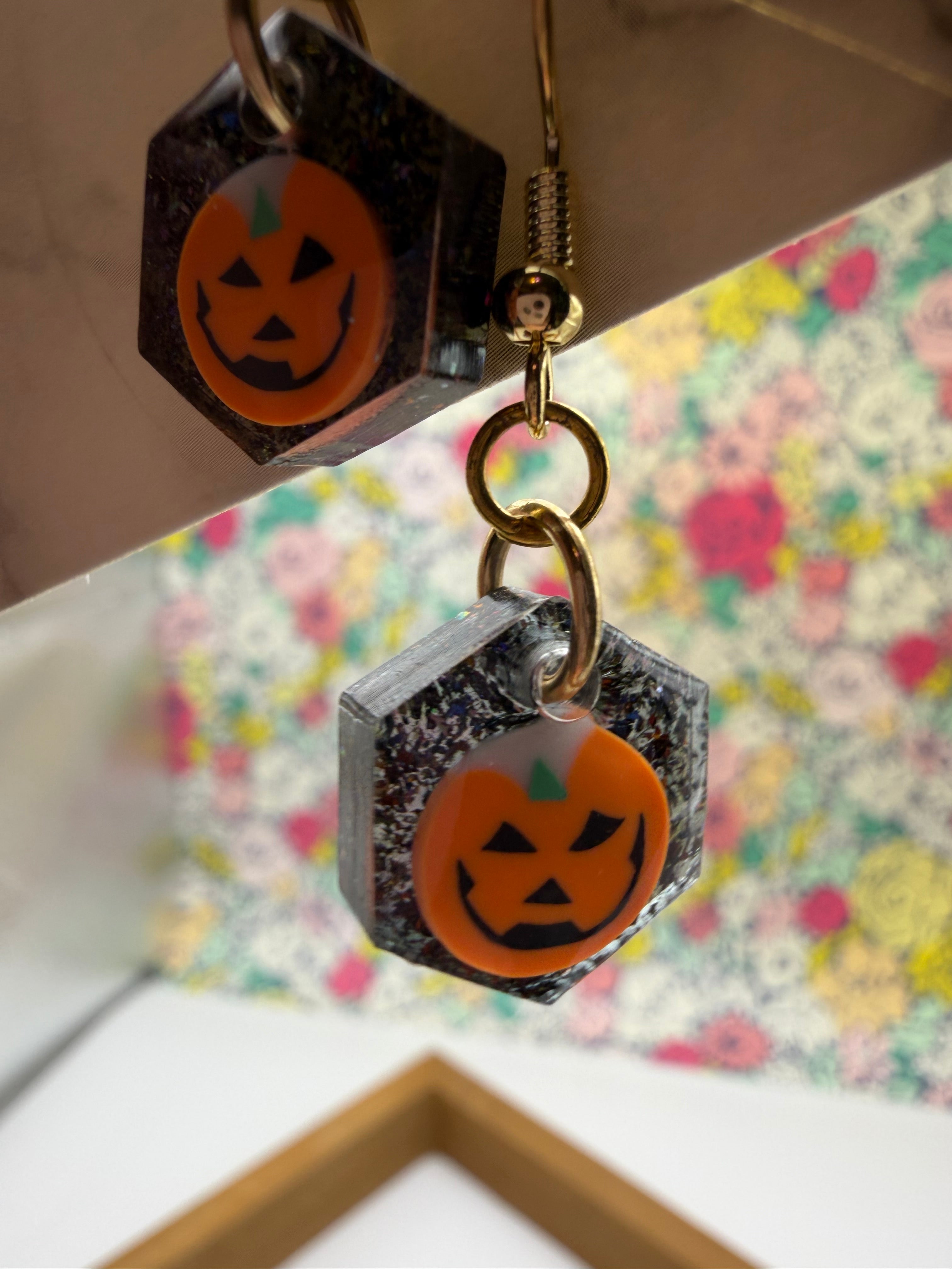 Small Hexagon Smiling Jack-O-Lantern Earrings